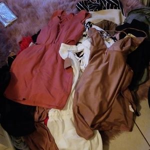 Dresses, short, bodysuit, tops, everything 💕💁🏽‍